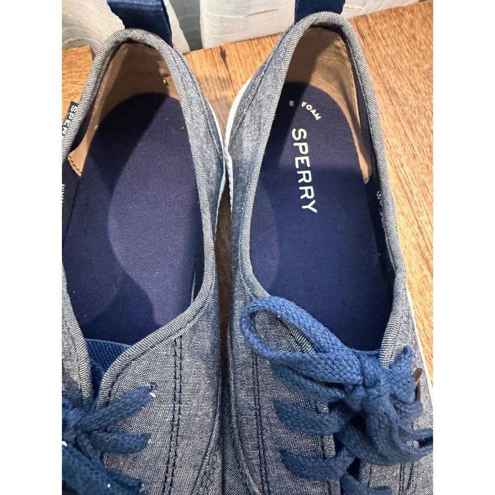 Sperry Women's‎ Blue Denim Canvas Boat Shoes Sneakers Size 9.5M